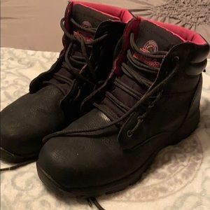 Women’s Brahma steel toe work boots
